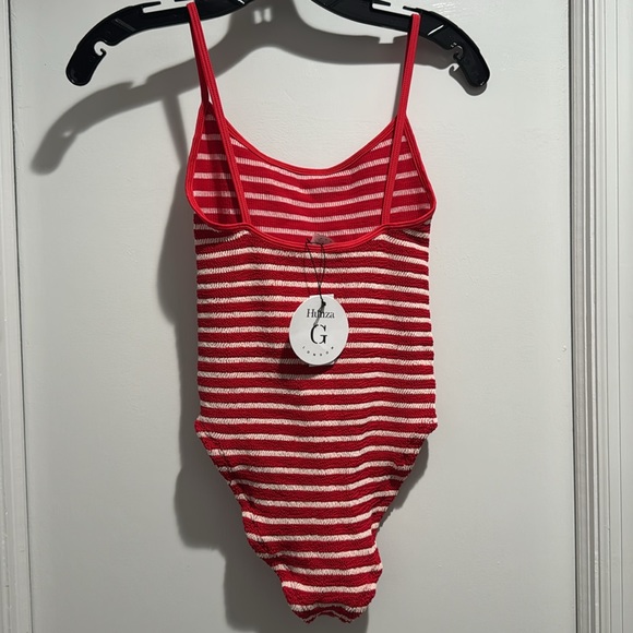 Hunza G one piece bathing suit 🩱 - Picture 2 of 4